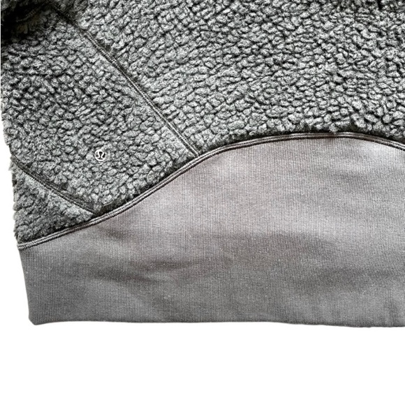 Lululemon fleece scuba half-zip - Picture 2 of 3